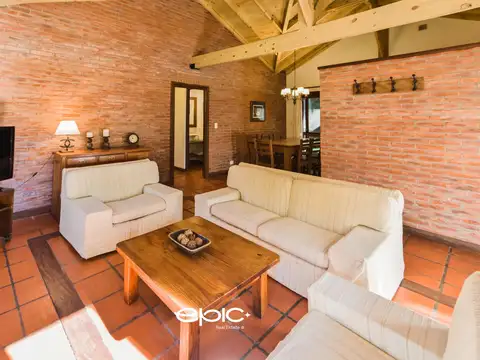 Casa en Venta en Pinamar, USD 230.000
