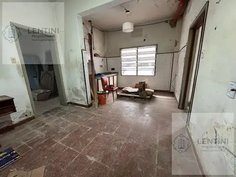 Local en Venta 50 años