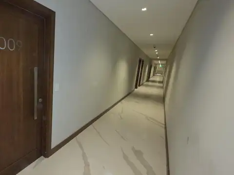 Oficina en Alquiler en Barrio Parque Leloir, USD 1.200