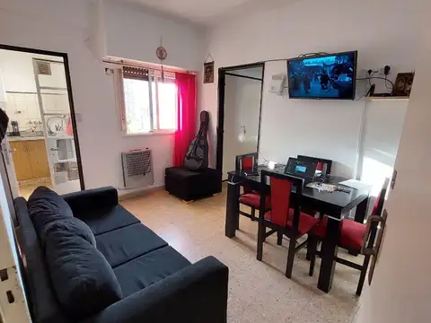 Sitio de Montevideo 100, Piso 5