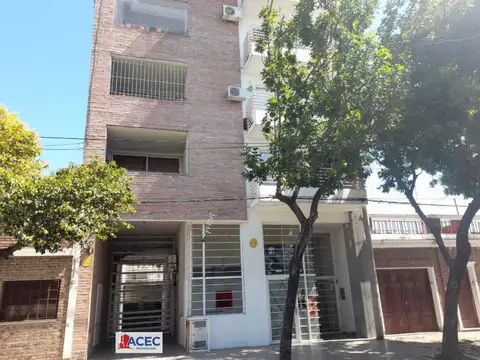 Venta - Cochera - España y Hospitales