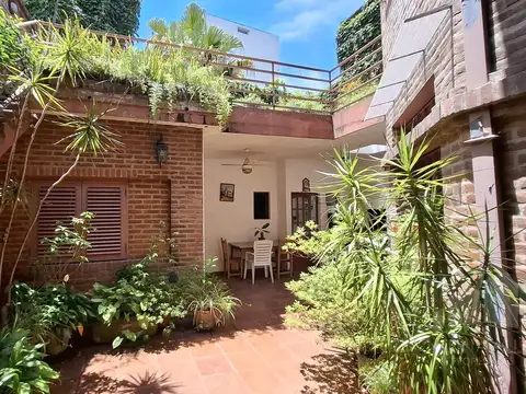 Casa 4 ambientes con 3 baños