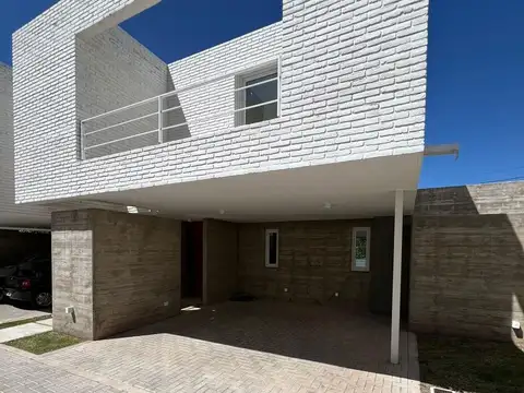 Spano - Monseñor Ferreyra al 6800