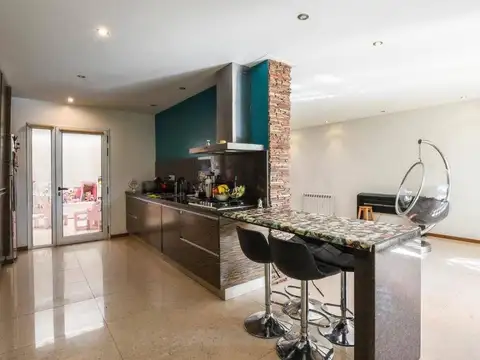 OPORTUNIDAD .CASA MODERNA Y MINIMALISTA