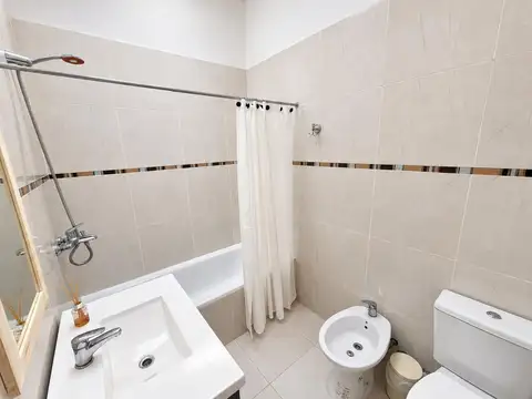 Depto Tipo Casa en Venta en Haedo, USD 95.000