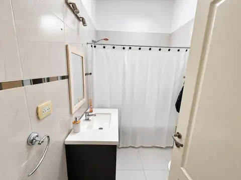 Depto Tipo Casa 3 ambientes con 2 baños