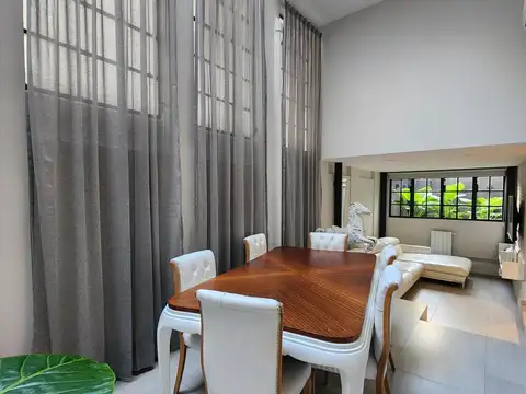 Depto Tipo Casa en Alquiler de 3 ambientes