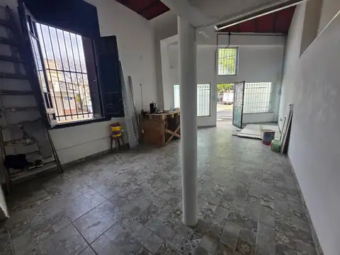 Local en Alquiler en Paternal, $ 850.000