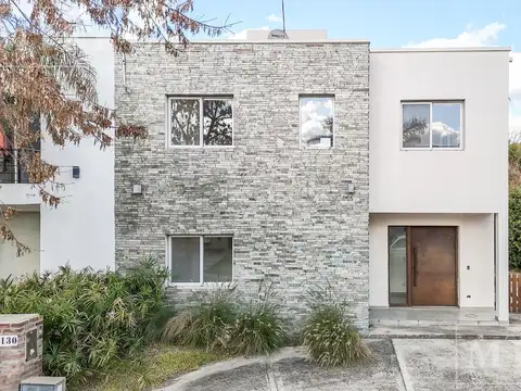 Casa en venta en Los Olivares