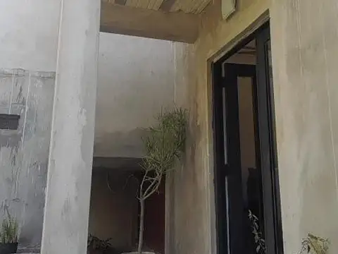Casa en venta - 5 Dormitorios 4 Baños - 4.000Mts2 - Villa Rosa, Pilar