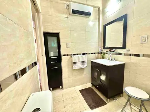 Departamento 5 ambientes con 2 baños