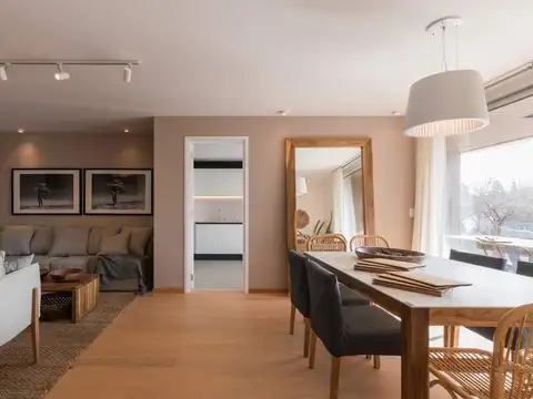 Departamento 9 ambientes con 5 baños