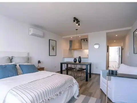 Departamento Monoambiente en Venta de pozo en 50 entre 26 y 27