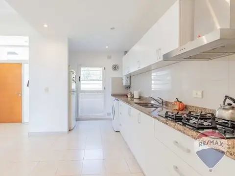 Casa en Venta en City Bell, USD 129.000