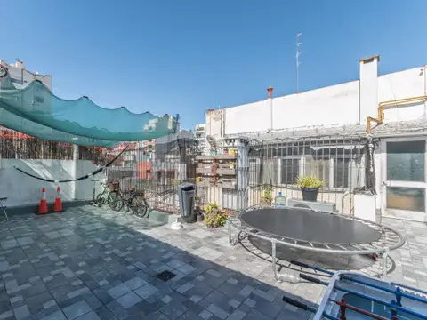 Depto Tipo Casa en Venta de 4 ambientes