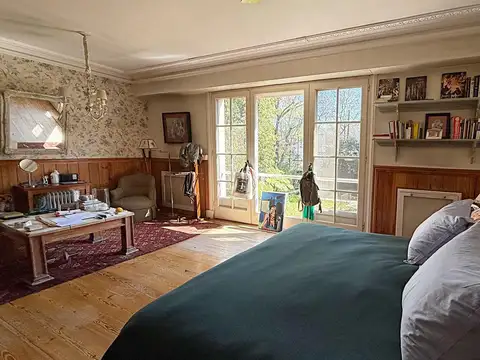Casa 7 ambientes con 3 baños