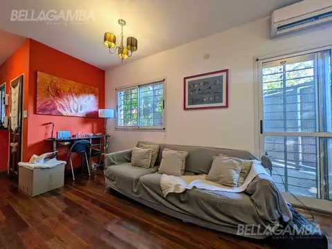 Depto Tipo Casa 4 ambientes con 2 baños