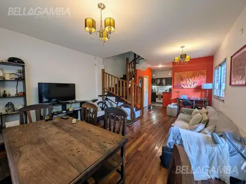 Depto Tipo Casa en Alquiler de 3 dormitorios
