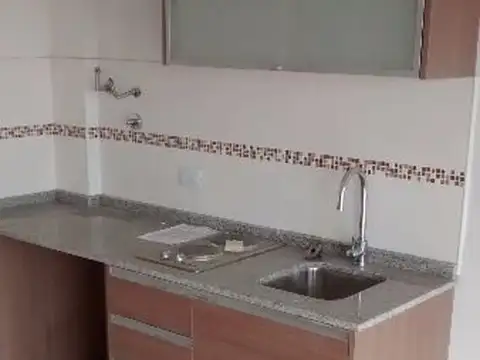 Departamento en Alquiler en Flores, $ 450.000
