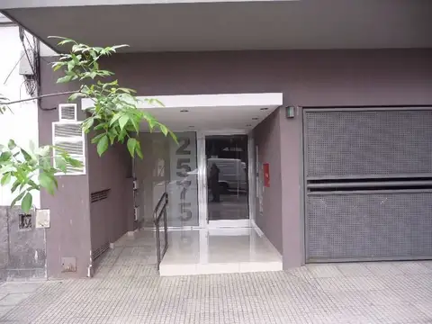 Departamento en Alquiler en Flores, $ 450.000