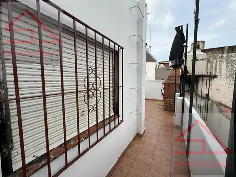 Depto Tipo Casa 3 ambientes con 1 baño