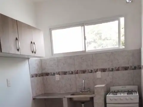 Departamento en Alquiler en Villa Ballester, $ 520.000