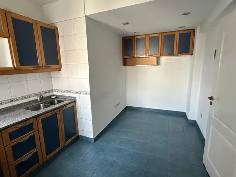 Departamento en Venta en Parque Chacabuco, USD 175.000