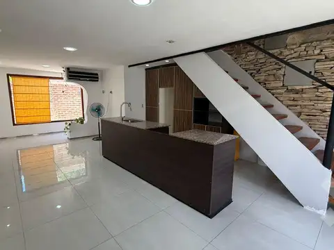 Depto Tipo Casa en Alquiler en Plottier, $ 1.800.000