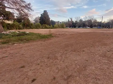 Terreno en Venta en Del Viso, USD 680.000