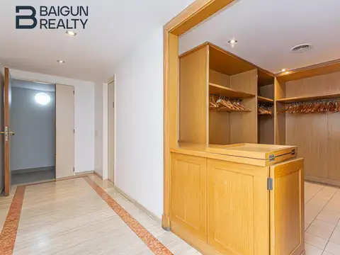 Departamento 5 ambientes con 4 baños
