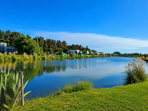Terreno en Venta en Pilar, USD 295.000