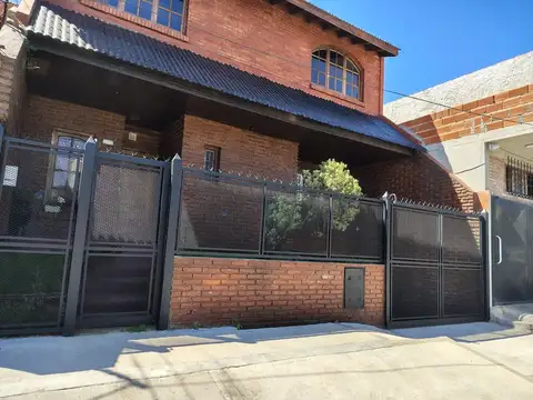 VENTA DE CASA BERNAL