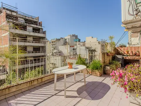 av. medrano 200, Piso 8