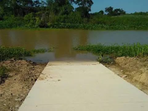 VENDO LOTEO PUERTO CAYASTA (SANTA FE) DIFERENTES FORMAS DE PAGOS (VEHICULOS, DOLAR ,PESOS)