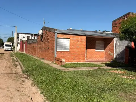3 de Junio 100
