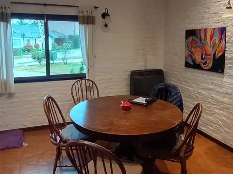 CASA 4 AMB EN VENTA GRAL RODRIGUEZ, B° LAS LAJAS