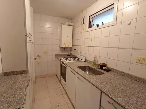 Departamento en Alquiler en Zona Centro, $ 900.000