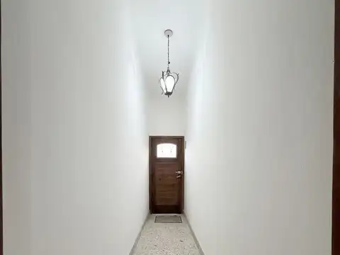 PH TIPO CASA EN PLANTA BAJA DOS DORMITORIOS Y PATIO CON PARRILLA
