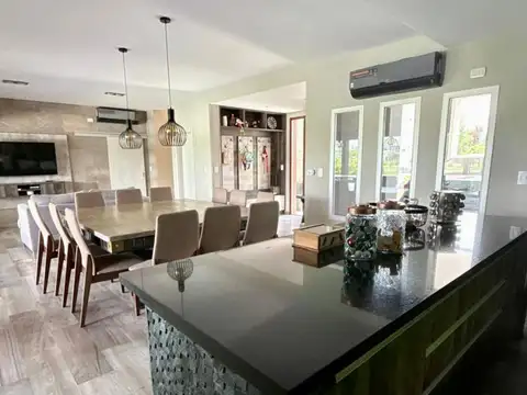 Casa en Alquiler Temporal en Terralagos, USD 6.000