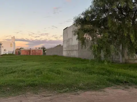 Terreno en Venta en Villa Mercedes, USD 15.000