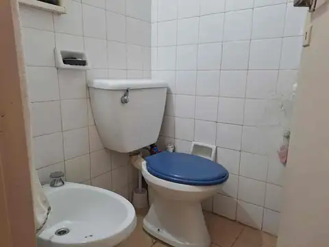 VENTA MONOAMBIENTE RETIRO AV. CORDOBA LUMINOSO