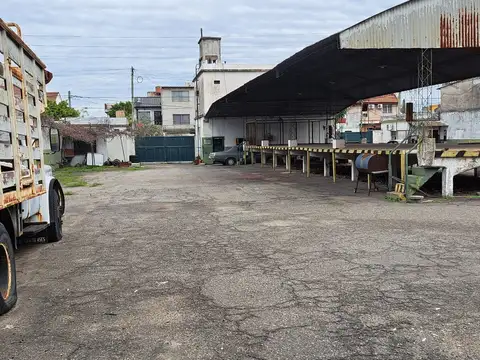 Galpon en Alquiler en Ramos Mejia, $ 4.600.000