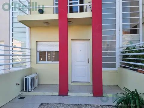 Alquiler casa tipo duplex 3 ambientes- Capilla del Señor