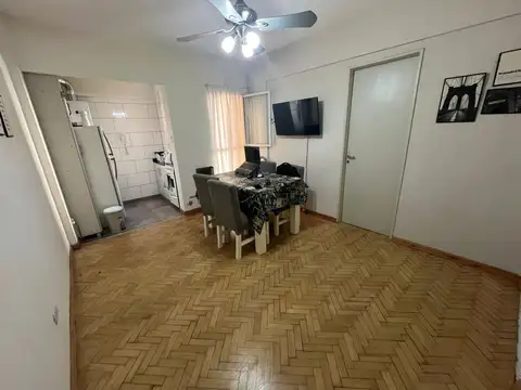 DEPTO EN VENTA 2 AMB ZONA HTAL. ITALIANO LUMINOSO