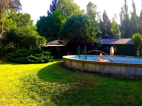 Casa en Venta con 2 cocheras