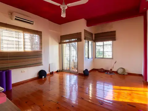 Depto Tipo Casa en Venta en Olivos Maipú/Uzal, USD 155.000