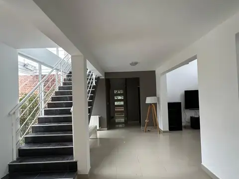 Casa en Venta en Barrio Cube, USD 290.000