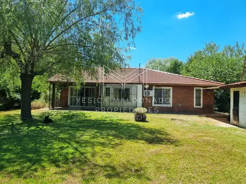Casa en Venta con 1 cochera