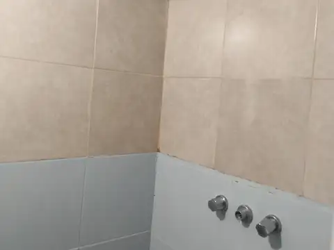 Depto Tipo Casa en Alquiler en Virreyes, $ 400.000