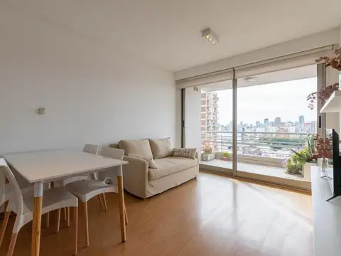 Excelente Dos Ambientes En Torre Con Full Amenities - Balcón Terraza - Exc. Vista